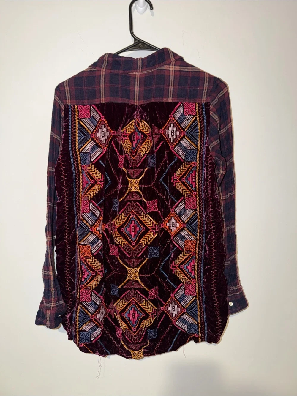 Embroidered Velvet-Back Plaid Women's Shirt Jacket - Burgundy Size:XS - Picture 1 of 5